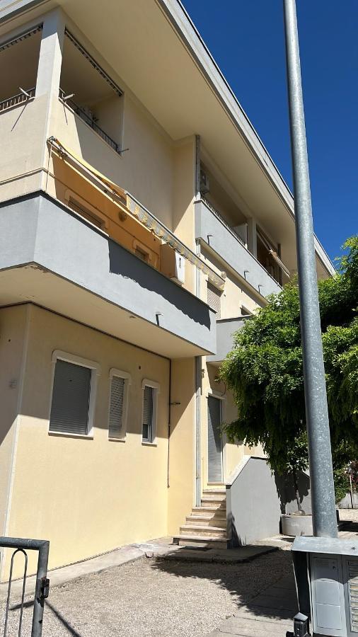 Appartamento Di Design A 30 Metri Dal Mare Alba Adriatica Buitenkant foto